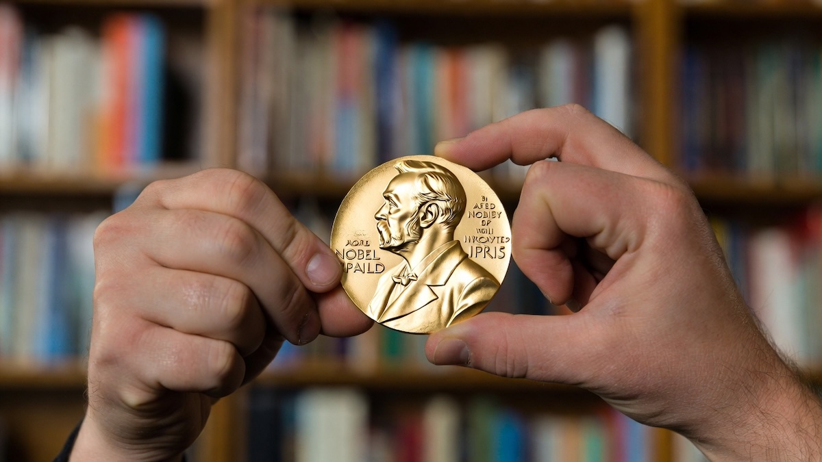 Мачадо не передаст премию